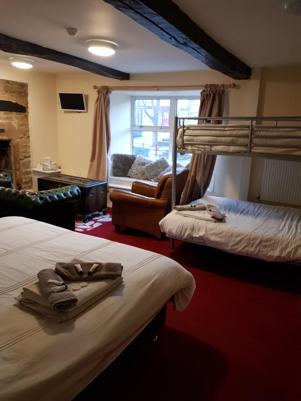 The Royal Oak Hotel Chapel-en-le-Frith Eksteriør bilde